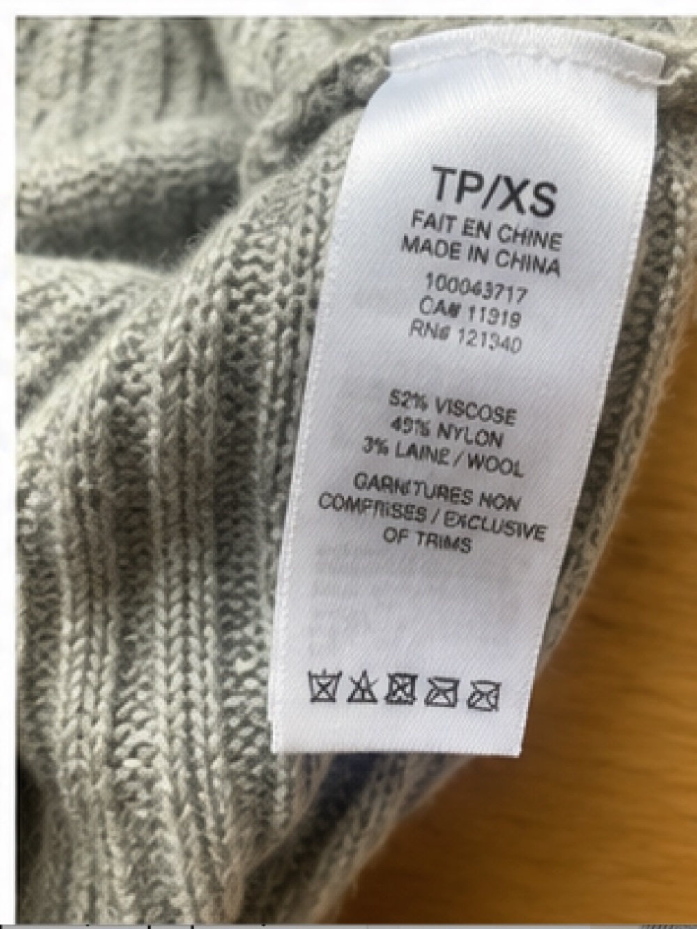 Dynamite Soft Ribbed Cross-Back Sweater Grey XS/S/M - Picture 4 of 7